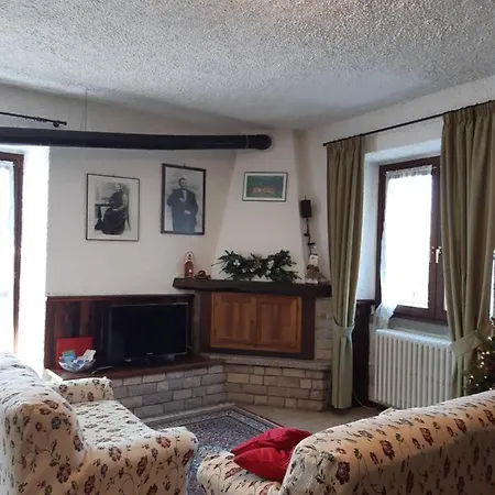 Casa Vacanza Portole Sul Lago Di Iseo Дом отдыха Сале-Маразино