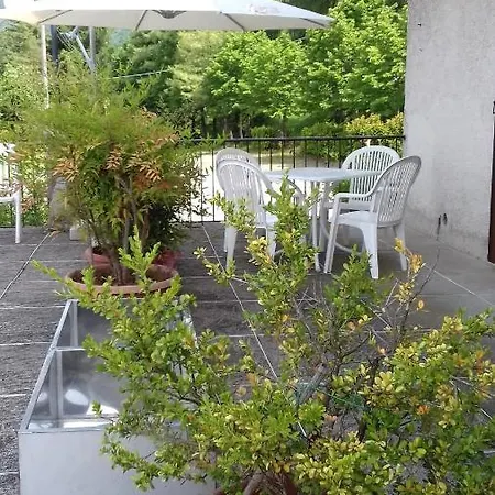 Дом отдыха Casa Vacanza Portole Sul Lago Di Iseo Сале-Маразино