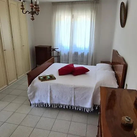 Дом отдыха Casa Vacanza Portole Sul Lago Di Iseo *